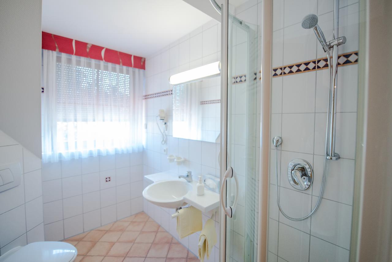 Hotel Gasthof Zum Roessle Altenstadt  Luaran gambar