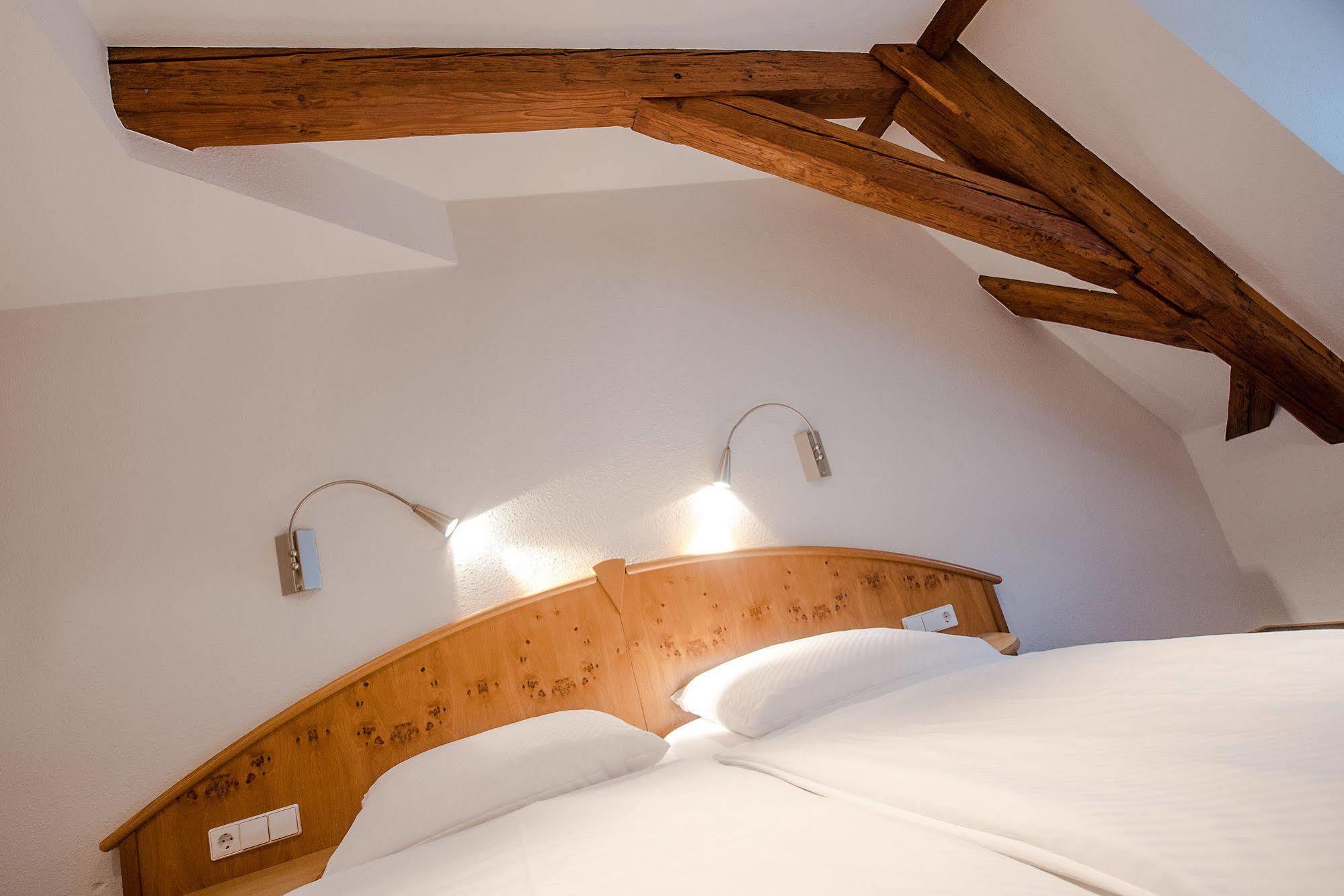 Hotel Gasthof Zum Roessle Altenstadt  Luaran gambar